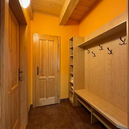 Apartment Podtate
